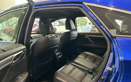 Lexus RX IV рестайлинг, 2020 год, 5 350 000 рублей, 15 фотография