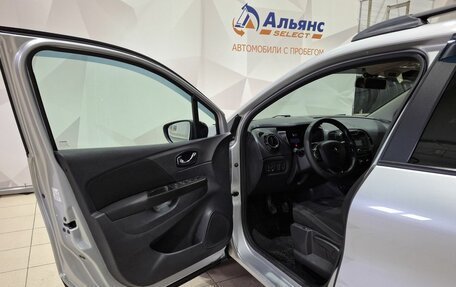 Renault Kaptur I рестайлинг, 2019 год, 1 490 000 рублей, 23 фотография