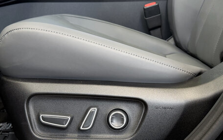 Toyota RAV4, 2026 год, 4 530 000 рублей, 17 фотография