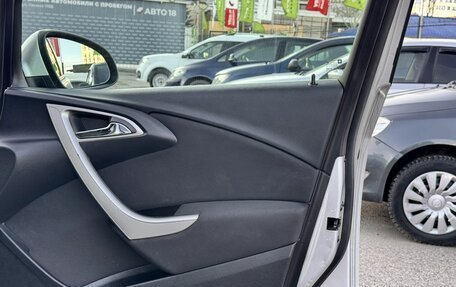 Opel Astra J, 2011 год, 649 000 рублей, 20 фотография