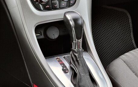 Opel Astra J, 2011 год, 649 000 рублей, 26 фотография