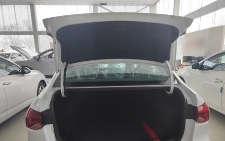 Chevrolet Monza, 2023 год, 1 495 000 рублей, 12 фотография