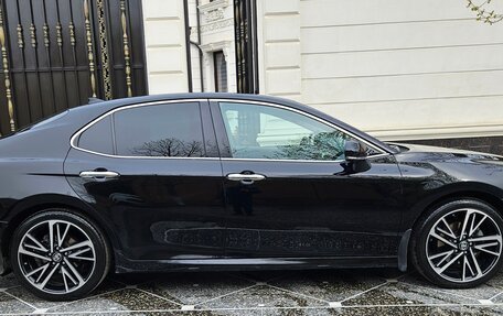 Toyota Camry, 2019 год, 2 550 000 рублей, 6 фотография