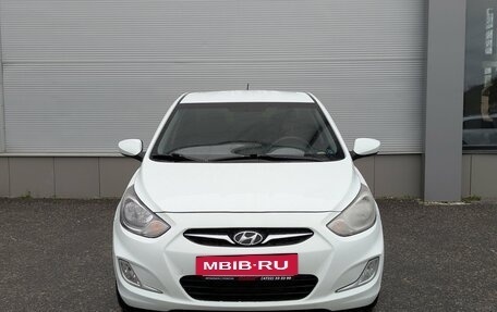 Hyundai Solaris II рестайлинг, 2011 год, 697 000 рублей, 3 фотография