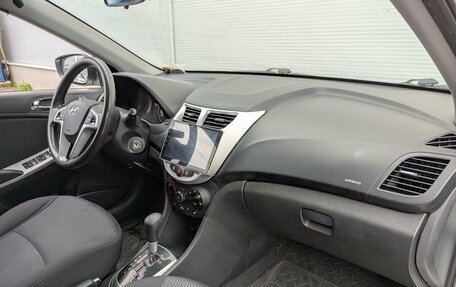 Hyundai Solaris II рестайлинг, 2011 год, 697 000 рублей, 10 фотография