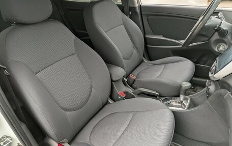 Hyundai Solaris II рестайлинг, 2011 год, 697 000 рублей, 11 фотография