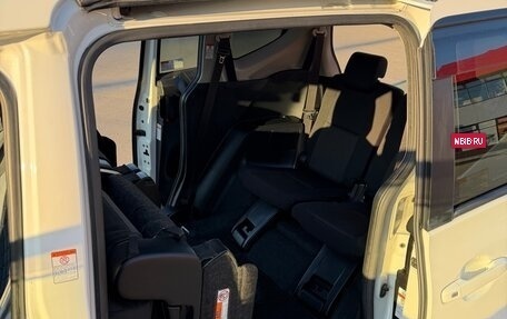 Toyota Sienta II, 2020 год, 1 900 000 рублей, 15 фотография