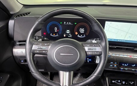 Hyundai Kona, 2023 год, 2 380 000 рублей, 11 фотография