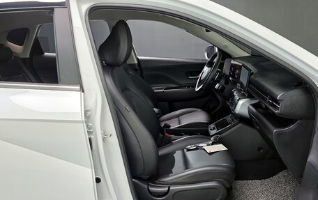 Hyundai Kona, 2023 год, 2 380 000 рублей, 8 фотография