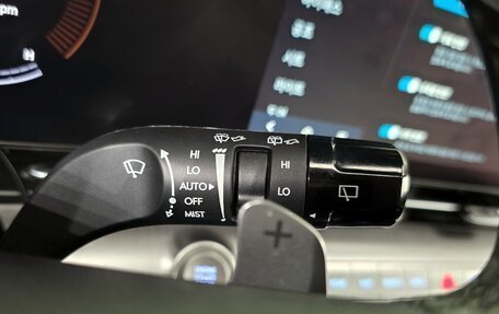 Hyundai Kona, 2023 год, 2 380 000 рублей, 16 фотография