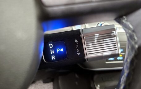 Hyundai Kona, 2023 год, 2 380 000 рублей, 17 фотография