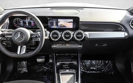 Mercedes-Benz GLB, 2026 год, 7 890 000 рублей, 8 фотография