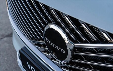 Volvo XC90 II рестайлинг, 2025 год, 13 000 000 рублей, 5 фотография