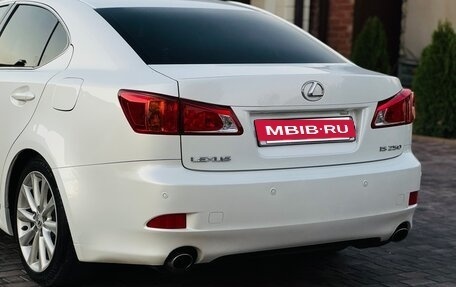 Lexus IS II рестайлинг 2, 2010 год, 1 620 000 рублей, 14 фотография