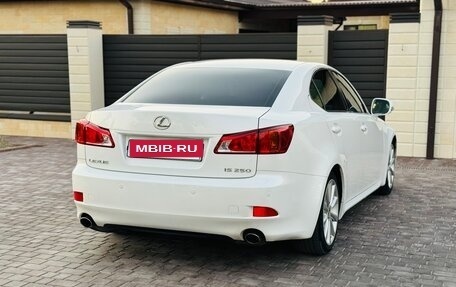 Lexus IS II рестайлинг 2, 2010 год, 1 620 000 рублей, 17 фотография