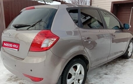 KIA cee'd I рестайлинг, 2011 год, 1 150 000 рублей, 13 фотография