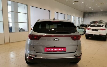 KIA Sportage IV рестайлинг, 2020 год, 2 355 000 рублей, 8 фотография