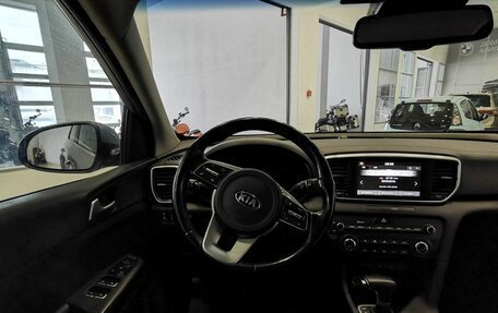 KIA Sportage IV рестайлинг, 2020 год, 2 355 000 рублей, 19 фотография