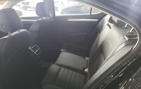 Skoda Superb III рестайлинг, 2023 год, 2 452 000 рублей, 12 фотография