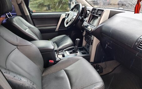 Toyota Land Cruiser Prado 150 рестайлинг 2, 2012 год, 3 499 000 рублей, 11 фотография