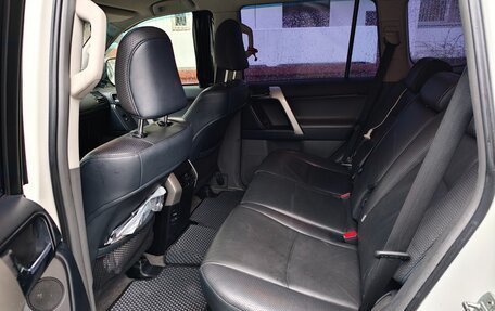 Toyota Land Cruiser Prado 150 рестайлинг 2, 2012 год, 3 499 000 рублей, 13 фотография