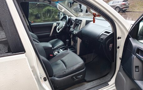 Toyota Land Cruiser Prado 150 рестайлинг 2, 2012 год, 3 499 000 рублей, 12 фотография