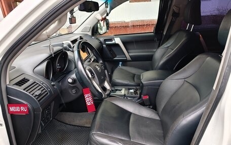 Toyota Land Cruiser Prado 150 рестайлинг 2, 2012 год, 3 499 000 рублей, 8 фотография