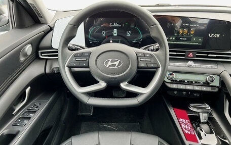 Hyundai Elantra, 2023 год, 1 790 000 рублей, 11 фотография