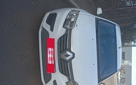 Renault Logan II, 2020 год, 400 000 рублей, 3 фотография