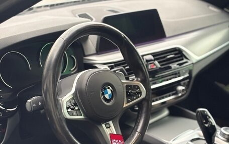 BMW 5 серия, 2019 год, 3 980 000 рублей, 7 фотография