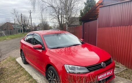 Volkswagen Jetta VI, 2012 год, 1 100 000 рублей, 3 фотография