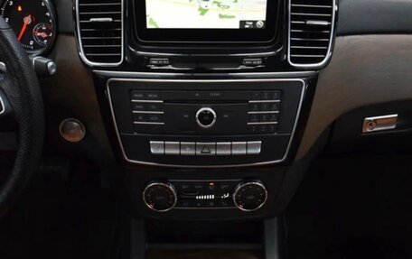 Mercedes-Benz GLS, 2016 год, 5 170 000 рублей, 14 фотография