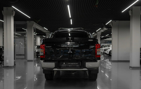 Mitsubishi L200 IV рестайлинг, 2019 год, 2 450 000 рублей, 6 фотография