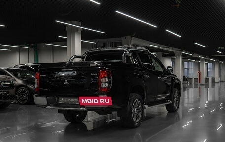 Mitsubishi L200 IV рестайлинг, 2019 год, 2 450 000 рублей, 5 фотография