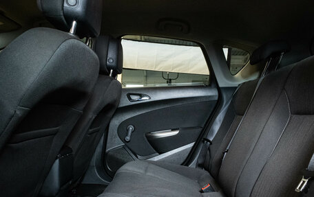 Opel Astra J, 2011 год, 949 000 рублей, 10 фотография