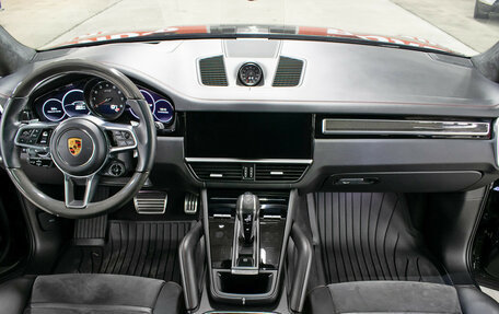 Porsche Cayenne III, 2021 год, 13 300 000 рублей, 16 фотография