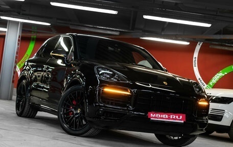 Porsche Cayenne III, 2021 год, 13 300 000 рублей, 26 фотография