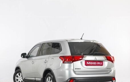 Mitsubishi Outlander III рестайлинг 3, 2016 год, 1 899 000 рублей, 5 фотография