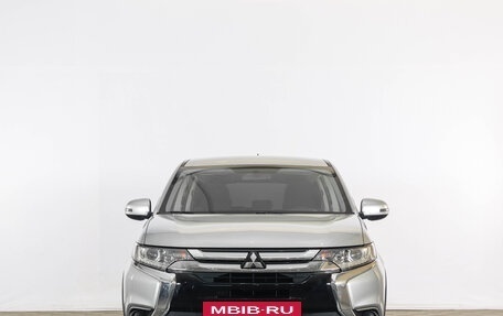 Mitsubishi Outlander III рестайлинг 3, 2016 год, 1 899 000 рублей, 3 фотография