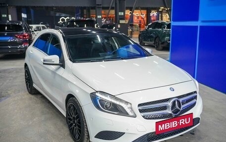 Mercedes-Benz A-Класс, 2013 год, 1 130 000 рублей, 24 фотография