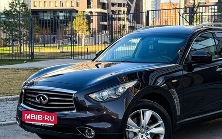 Infiniti FX II, 2012 год, 2 390 000 рублей, 9 фотография