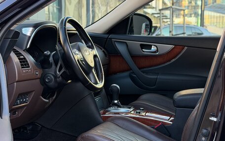 Infiniti FX II, 2012 год, 2 390 000 рублей, 30 фотография