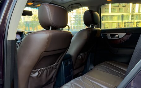 Infiniti FX II, 2012 год, 2 390 000 рублей, 38 фотография