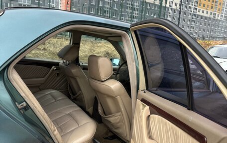 Mercedes-Benz C-Класс, 1993 год, 180 000 рублей, 8 фотография