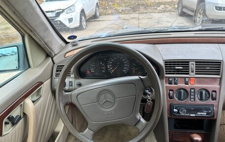 Mercedes-Benz C-Класс, 1993 год, 180 000 рублей, 9 фотография