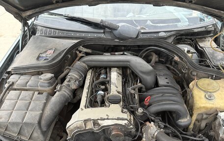 Mercedes-Benz C-Класс, 1993 год, 180 000 рублей, 13 фотография