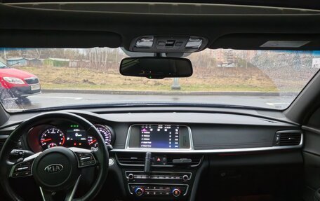 KIA Optima IV, 2018 год, 2 500 000 рублей, 8 фотография