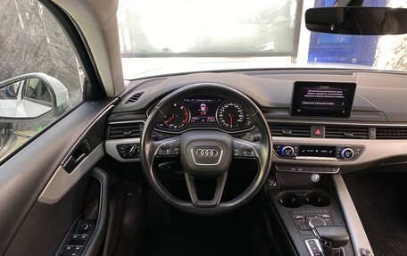 Audi A4, 2019 год, 2 250 000 рублей, 13 фотография
