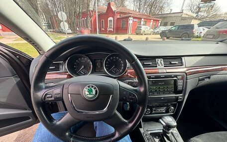 Skoda Superb III рестайлинг, 2012 год, 1 100 000 рублей, 9 фотография