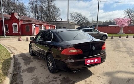 Skoda Superb III рестайлинг, 2012 год, 1 100 000 рублей, 6 фотография